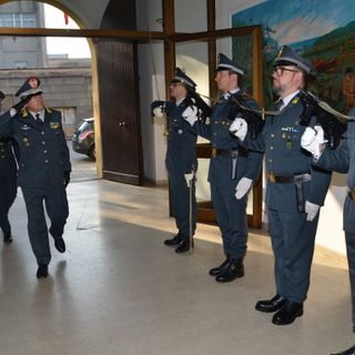 Guardia di Finanza, il comandante regionale Lombardia in visita alla compagnia di Vigevano