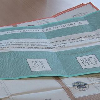 Referendum, l'Italia dice sì al taglio dei parlamentari