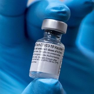 Covid e vaccini, ecco cosa fare: le risposte del convegno online di Cancro Primo Aiuto