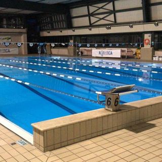 Piscine e palestre, mascherine obbligatorie, restrizioni negli spogliatoi