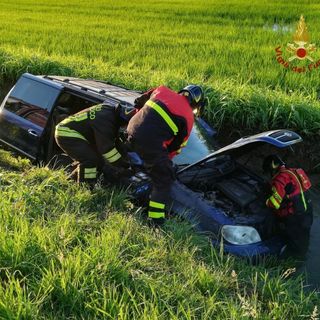 Nicorvo: esce di strada sulla provinciale 6, lievemente ferito un 57enne