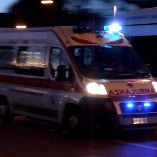 Mortara: scontro fra auto in strada Milanese, due feriti