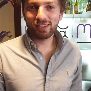 Dorno, quattro serate per imparare a degustare i vini con il sommelier Carlo Aguzzi. Il ricavato servirà per comprare un defibrillatore