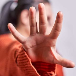 Abusi su 5 minori: uomo arrestato a Sesto San Giovanni