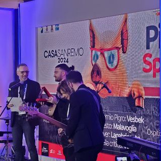 Casa Sanremo: il cantautore vogherese Malavoglia incanta il pubblico del Premio &quot;Pigro&quot; dedicato a Ivan Graziani  (VIDEO)