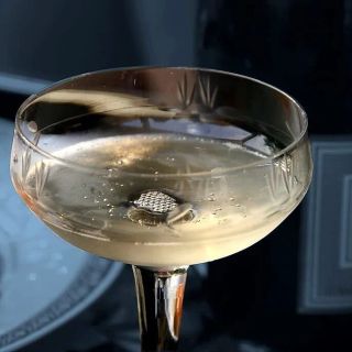 Fiumi di champagne...per evadere 170 milioni. Tre arresti a Milano