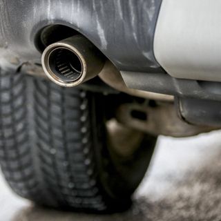 Stop alle auto nuove con motore termico entro il 2035