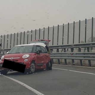 Marcallo: incidente sul ponte della A4, diverse auto coinvolte