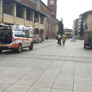 Magenta: arresto cardiaco mentre fa colazione, dramma in pieno centro