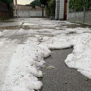 Violenta grandinata a Corbetta e maltempo sul magentino, le foto di Massimo Grassi