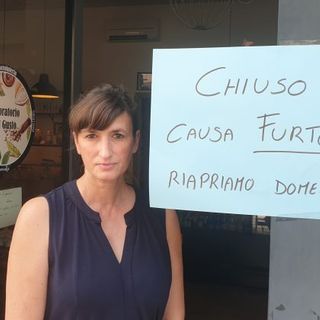 Ladri alla Bottega del Gusto a Magenta: rubano la borsa e costringono la titolare a chiudere fino a domenica