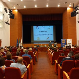 Regina Cassolo e gli artisti medesi protagonisti al premio Masinari 2025