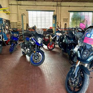 La Gdf di Lodi scopre un deposito di moto rubate nelle provincie di Pavia e Milano