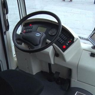 Abbiategrasso: rifiutano di indossare le mascherine ffp2 sui pullman e minacciano gli autisti Stav