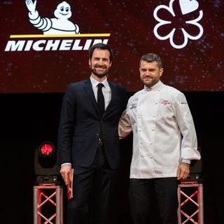 Guida Michelin 2023, elenco dei tre stelle e altri premi