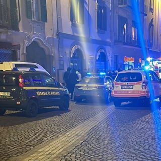 Vigevano: lite in via Dante sfocia in rissa, feriti due ragazzi