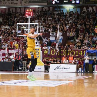 Basket serie A2 playout, stangata del giudice sportivo sulla Libertas Livorno: squalifica del campo per una gara e 2.500 euro di multa per ripetute intemperanze