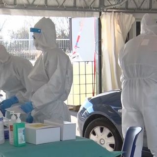 Covid rallenta, scendono Rt e incidenza nazionali