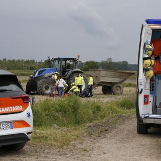 Frascarolo: incidente sul lavoro, 48enne sbalzato dal trattore