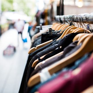 Saldi estivi, al via sabato 6 luglio in Lombardia e provincia di Pavia: i consigli di commercianti e consumatori