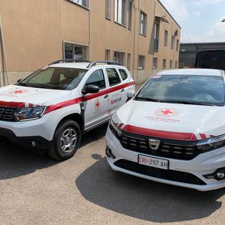 Due nuovi autoveicoli per il comitato di Vigevano della Croce Rossa
