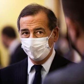 Folla sui Navigli, lo sfogo di Sala: «Chiedono dove erano i poliziotti invece di comportarsi bene...»