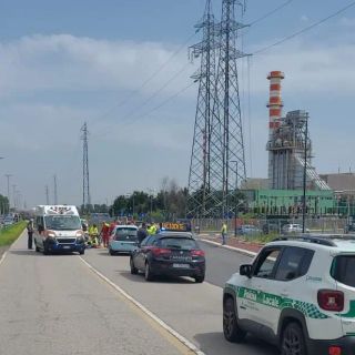 Boffalora sopra Ticino soffoca nel traffico delle ore di punta: oltre tremila veicoli in due ore passano sul ponte del Naviglio