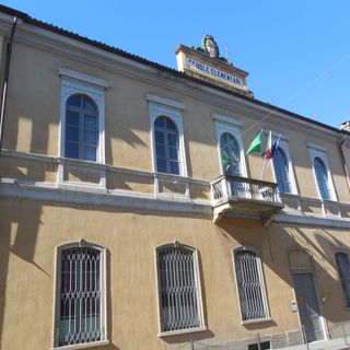 Broni, il comune punta al rilancio di due edifici dismessi