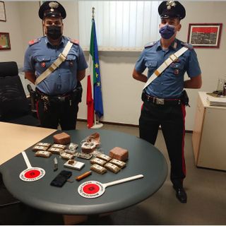 Mede: trovato con 4 chili di hashish in casa, arrestato un 35enne