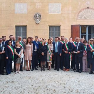 Pavia, ai giardini Malaspina celebrato il 2 Giugno e consegnate nove onorificenze al Merito della Repubblica