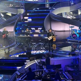Tuffo nei mitici anni '70 con l'esibizione dei Pooh al Festival di Sanremo