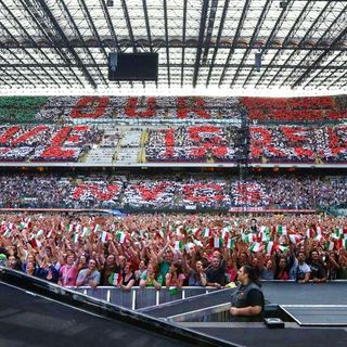 I fan di Bruce Springsteen raccolgono oltre 10mila euro in crowdfunding, per realizzare la coreografia per il concerto del 1° giugno a San Siro