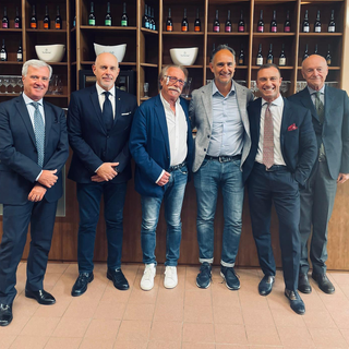 &quot;Incontro strategico a Broni tra Regione Lombardia e Terre D'Oltrepò per il rilancio dell'industria vinicola e lo sviluppo del territorio&quot;
