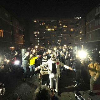 In foto, il flashmob a Mirafiori