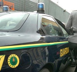 Pavia: uscite &quot;facili&quot; dal carcere ai detenuti, la Procura sequestra una cooperativa sociale