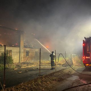 Mezzana Bigli: rogo divora cascinale in frazione Terzo