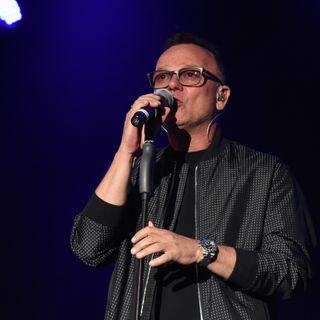 Vigevano: Gigi D'Alessio infiamma il pubblico del Castello Sforzesco