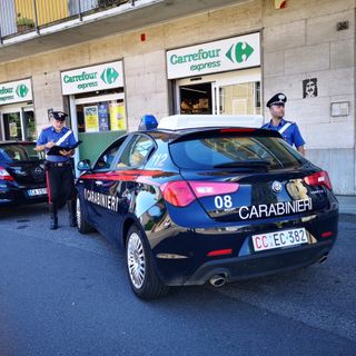 Vigevano: rapina l'incasso del supermercato, inseguito e arrestato un 26enne