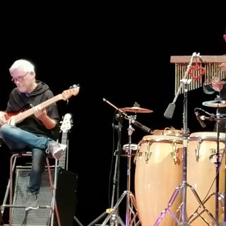 Mede, ritmi sensuali e sonorità oniriche al Teatro Besostri con il Grizzled Trio