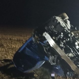 Robbio, auto si schianta sulla provinciale 6: perde la vita un 25enne, feriti tre ragazzi