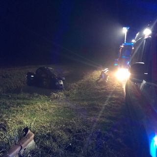 Villanova D'Ardenghi: auto finisce nel fossato sulla provinciale 596, illesi due uomini