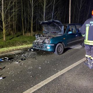 Ottobiano: tamponamento tra auto sulla provinciale 183, feriti due uomini