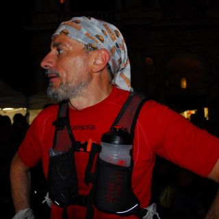 Magenta/Vigevano: Luigi Di Maio, il maratoneta che ha battuto il Covid, torna a correre e racconta la sua storia in un libro
