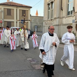 Pieve del Cairo in processione per la pioggia, le immagini