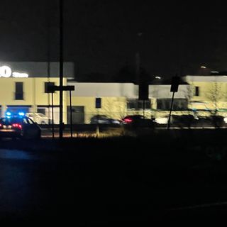 Magenta: si trova l’auto davanti e cade, ciclista finisce al pronto soccorso