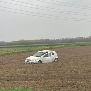 Tromello: esce di strada sulla provinciale 183, soccorsa una ragazza 25enne