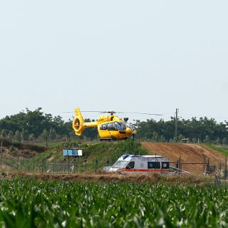 L'elisoccorso atterrato sulla pista di Ottobiano