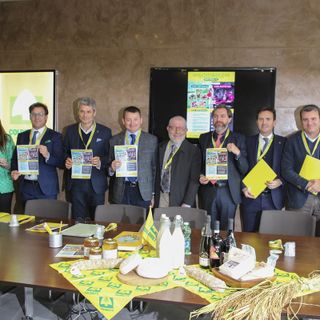 Stop cibo sintetico, tutti i parlamentari pavesi  firmano la petizione di Coldiretti