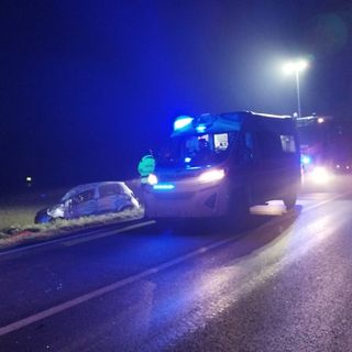 Inverno e Monteleone: scontro frontale auto-camion, muore un 74enne
