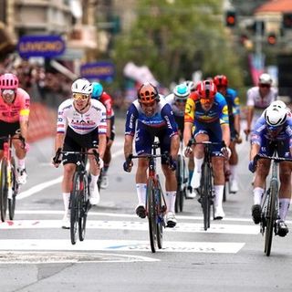 (foto copertina all'arrivo Duilio Rizzo)